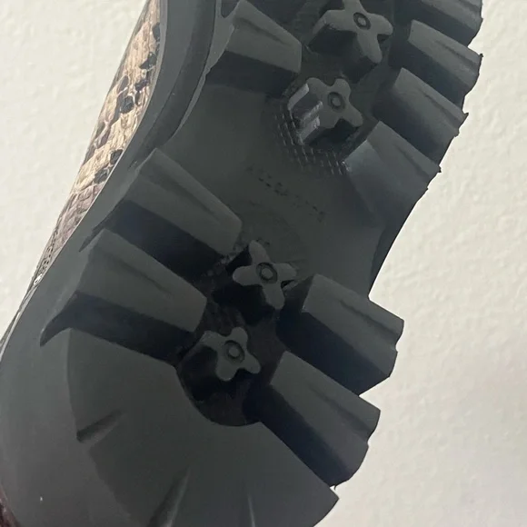 New! AllSaints Billie snake Embossed print Ankle Boots size 10 nwt - Picture 5 of 8